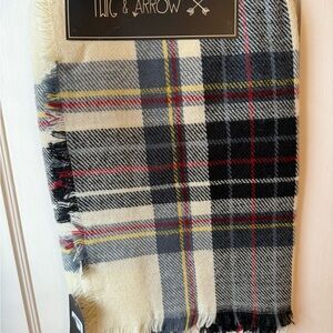Plaid Scarf with Fringe